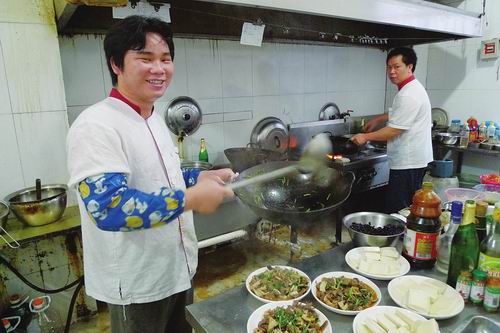 草根大厨杜容康